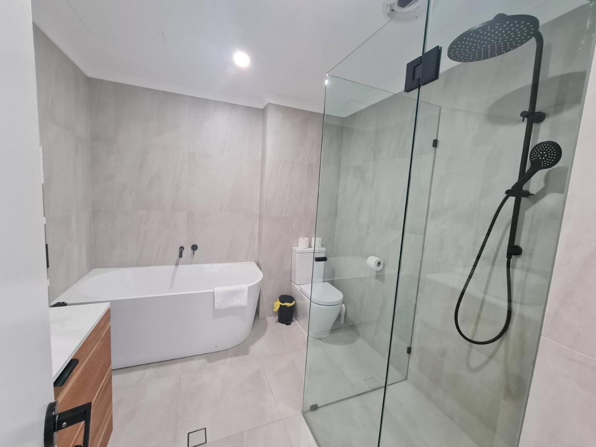 West Beach Lagoon 114 - Ocean Views West Perth Bagian luar foto