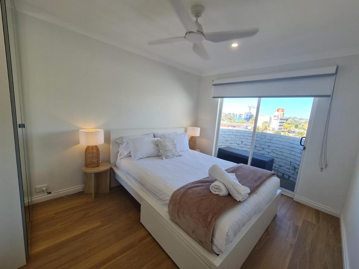 West Beach Lagoon 114 - Ocean Views West Perth Bagian luar foto