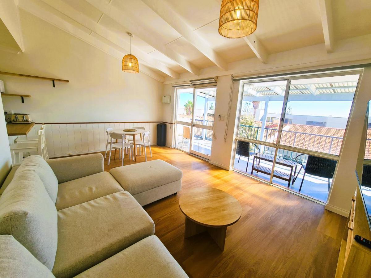 West Beach Lagoon 114 - Ocean Views West Perth Bagian luar foto